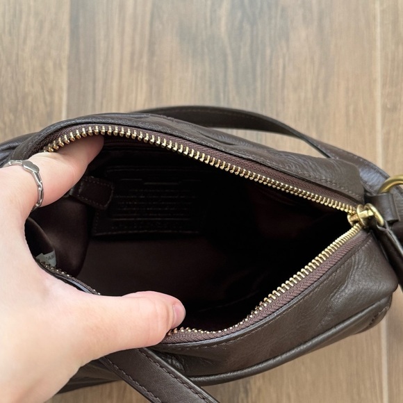 COACH F25150 Vintage Small Brown Campbell Camera Bag - Picture 6 of 9